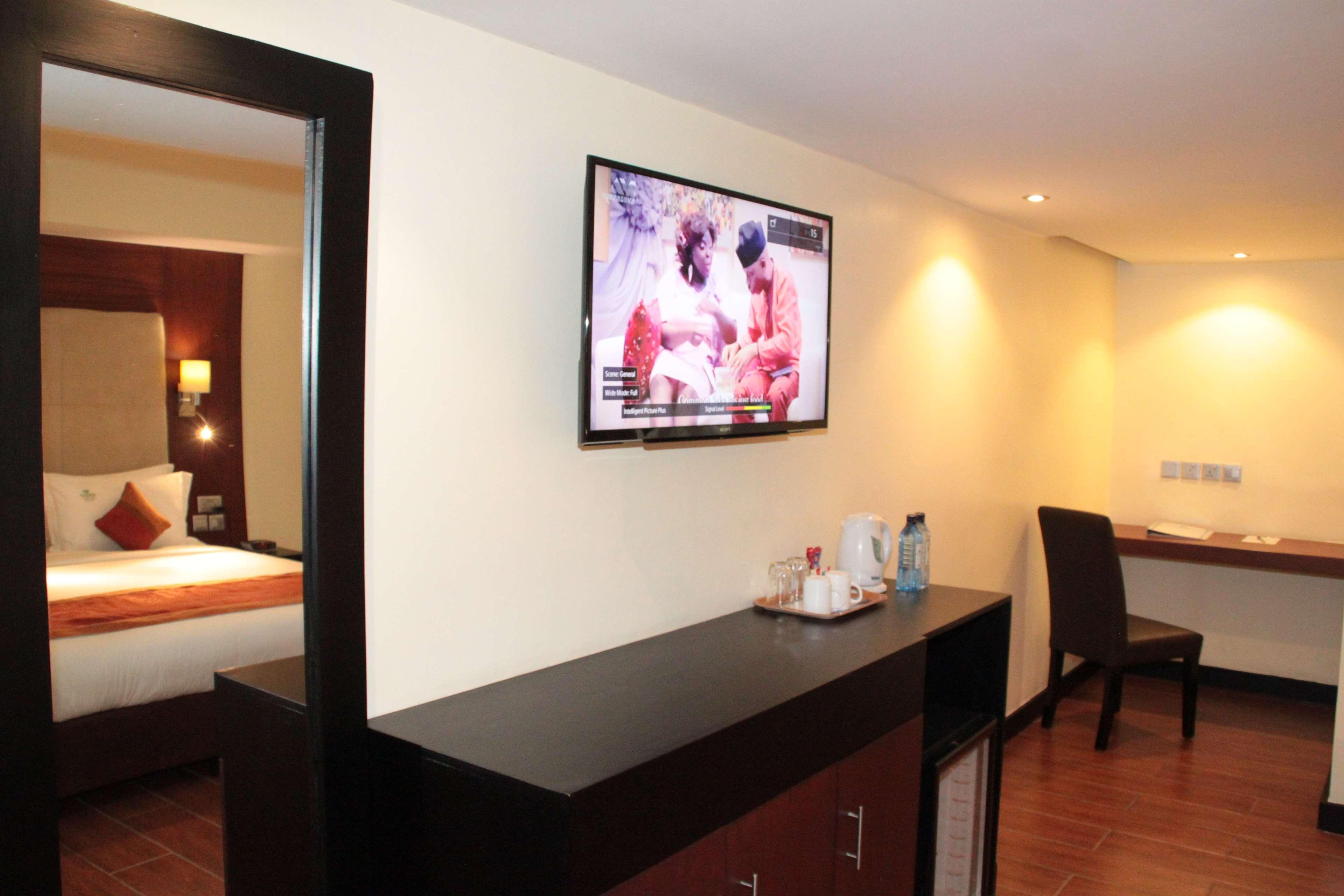 Best Western Auray Le Loch Εξωτερικό φωτογραφία