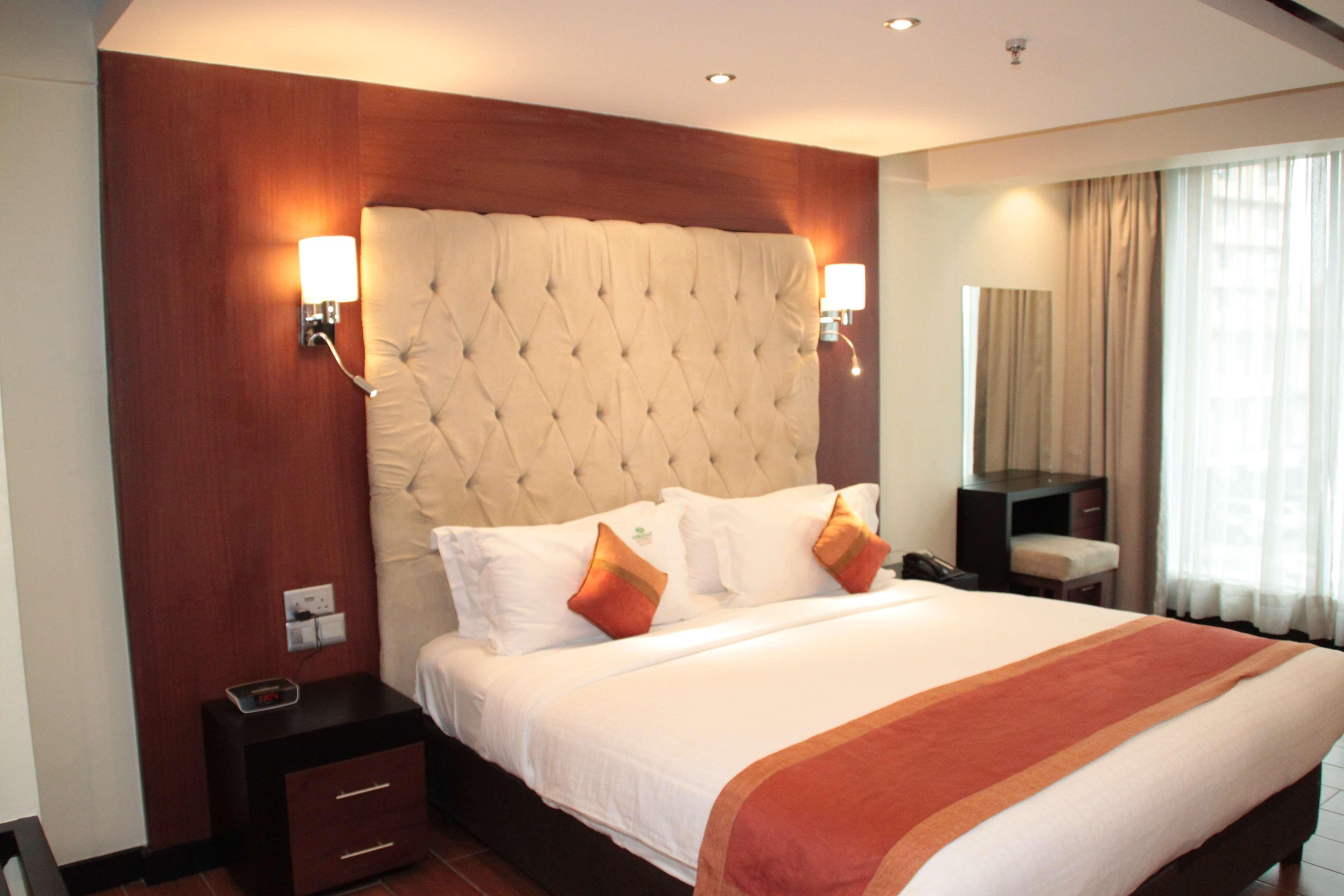 Best Western Auray Le Loch Εξωτερικό φωτογραφία